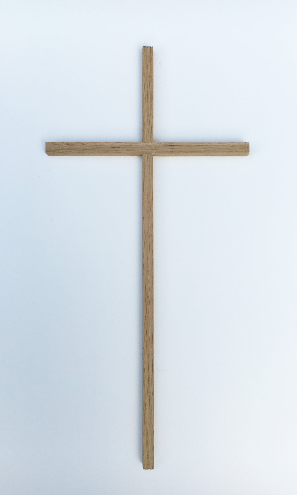 a765717f8d6fe2dd645a057b27ac1fb3f52f83ae_Kruis_30_15_zonder_Christus_eik_6mm_small.jpg